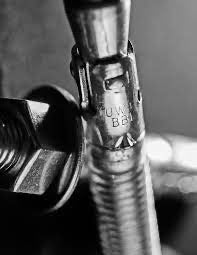 Load image into Gallery viewer, US Anchor Ultrawedge+ Wedge Anchors Zinc CR+3 (Singles)
