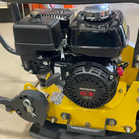 Load image into Gallery viewer, Bomag 10/36 Single Direction Vibratory Plate - Honda GX120 Engine
