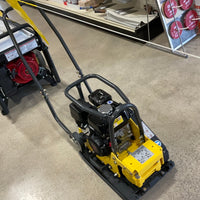 Load image into Gallery viewer, Bomag 10/36 Single Direction Vibratory Plate - Honda GX120 Engine
